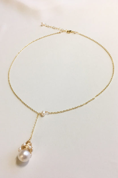 SKYE modern minimalist women fashion accessories Issey 18K Gold Filled Freshwater Pearl Necklace