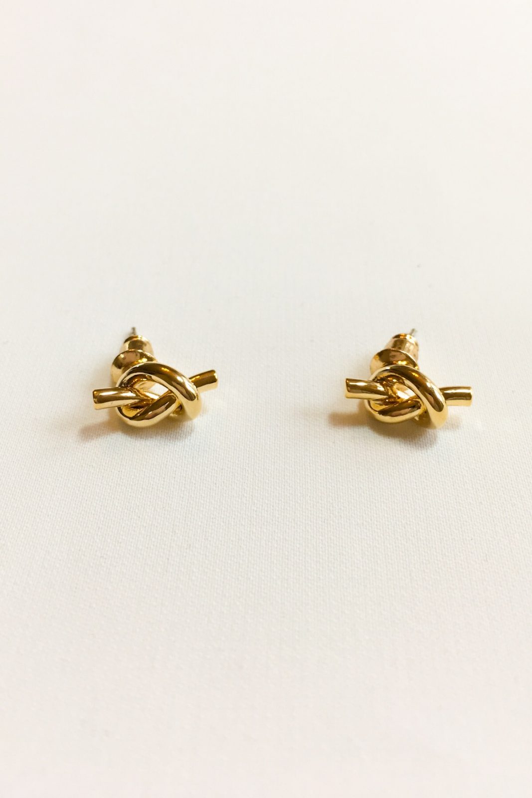 SKYE modern minimalist women fashion accessories Noe 18K Gold Knot Earrings 3