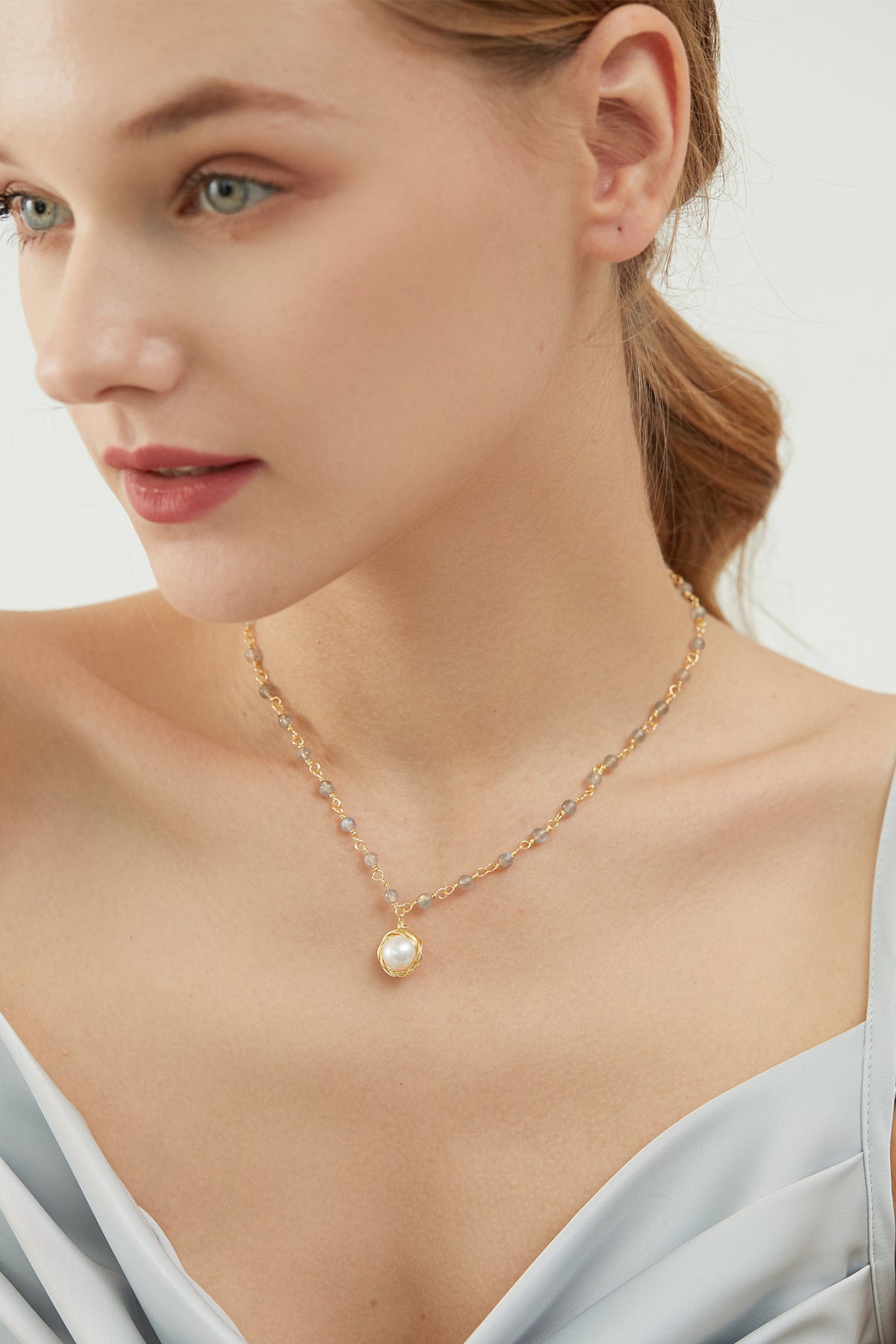 Moonstone and freshwater pearl gold hotsell pendant necklace