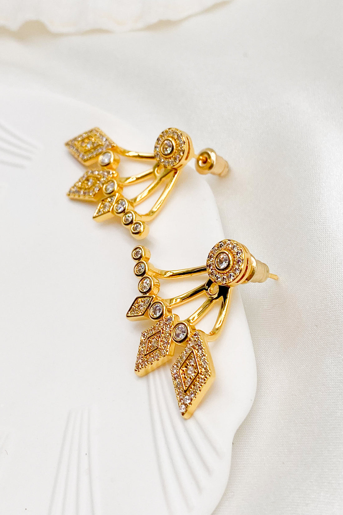 Zelda Cubic Zirconia Ear Jacket 0000s 0004 Background copy 146